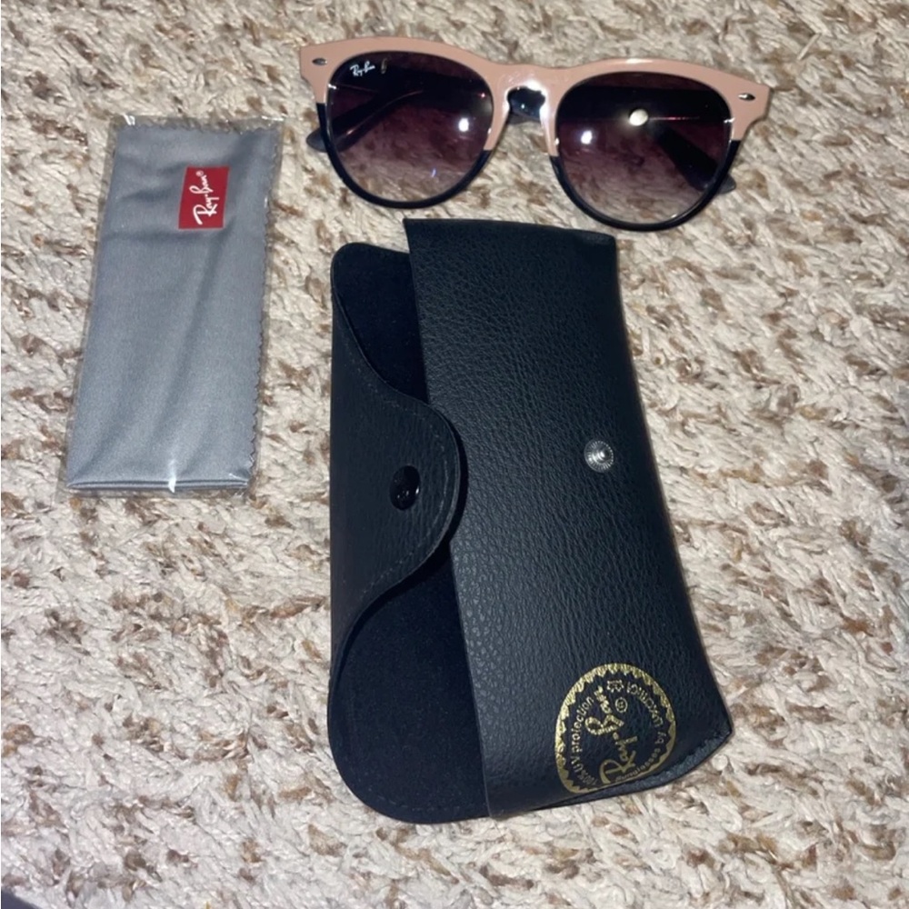 Ray-Ban Black and Pink Sunglasses with Case (WORN TWICE - like new)